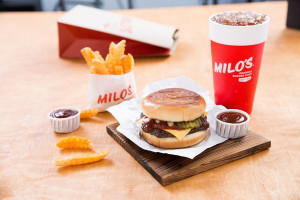 Milo's Hamburgers food