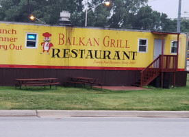 Balkan Grill Company outside