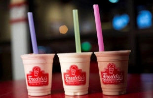 Freddy's Frozen Custard Steakburgers food