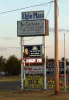 Fat Boys Pizza And Wings outside