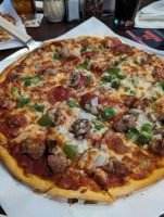 Mike Denise's Pizzaria Pub food