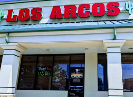 Los Arcos Mexican food