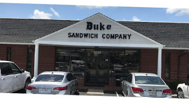 Duke Sandwich Company outside