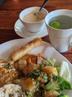 Lakewood Thai Cuisine food