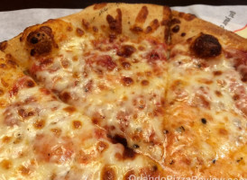 Uncle Maddio's Pizza Waterford food