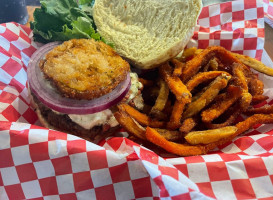 Pawleys Front Porch food