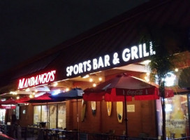 Mandango's Sports Grill food