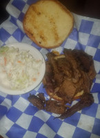 Smokey's Bbq Roadhouse food