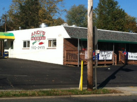 Andi's Pizza food