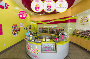 Menchie's Frozen Yogurt food