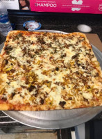 Brothers Pizza Of Lamar food