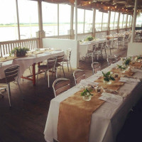 The Boathouse At Breach Inlet food