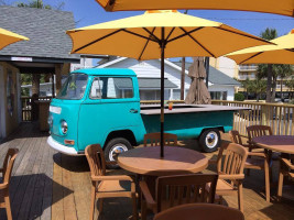 Loggerhead's Beach Grill inside