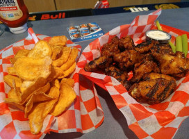 True Blue's House Of Wings food