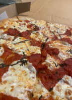 Famulari's Pizzeria: West Ashley food