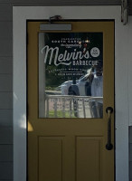 Melvin's Legendary Barbecue outside