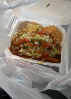 Beto's Mexican Food food