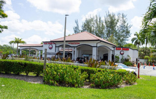 Car Wash Cafe outside