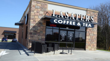 Lasaters Coffee Tea outside