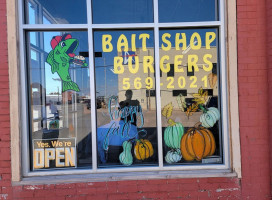 Bait Shop Burgers inside