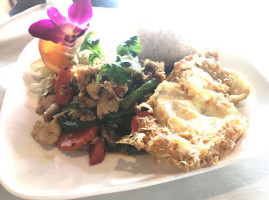 Folsom Thai Cuisine food