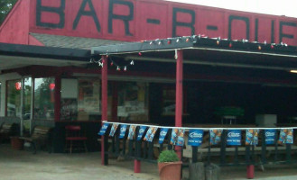 Big Daddy's Smokehouse outside