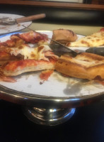 Evaroni's Pizza food