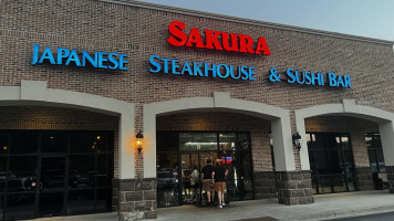 Sakura Japanese Steakhouse food