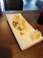 Mo Mo West Sushi Bar And Japanese Restaurant food