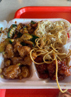 Whistle Wok food