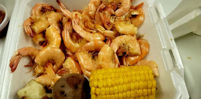 Bama Crawfish Co food