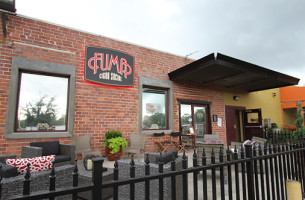 Fuma Cigar Social outside