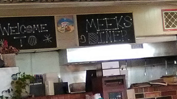 Meeks 152 Diner outside