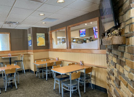 Culver's inside