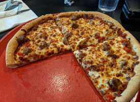 Minsky's Pizza food