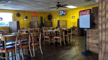 Pepe's Mexican inside