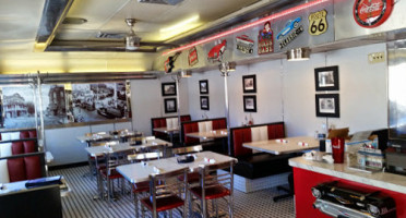 Seaport Diner inside