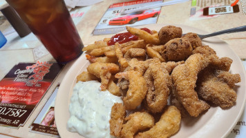 Quitman Catfish Barn food