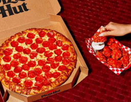 Pizza Hut food