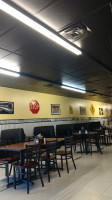 Main Street Pizza inside