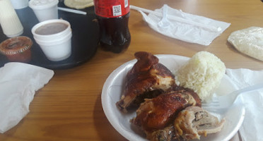 El Pollo Dorado food