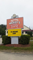 Mickey's N.y. Pizza inside