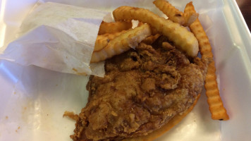 Lindy's Fried Chicken Inc food