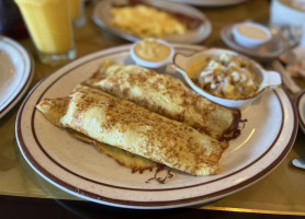 Golden Bear Pancake House inside