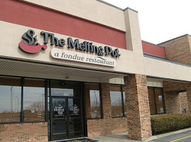 The Melting Pot food