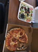 Mike's Pizza food