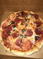 Mike's Pizza food