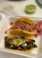 Tacos 210 food