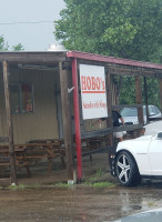 Hobo's Sandwich Shop outside