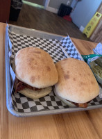 Hells Canyon Smokehouse food